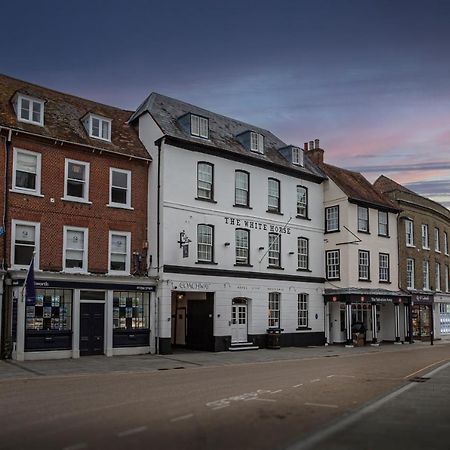 The White Horse Hotel, Romsey, Hampshire エクステリア 写真